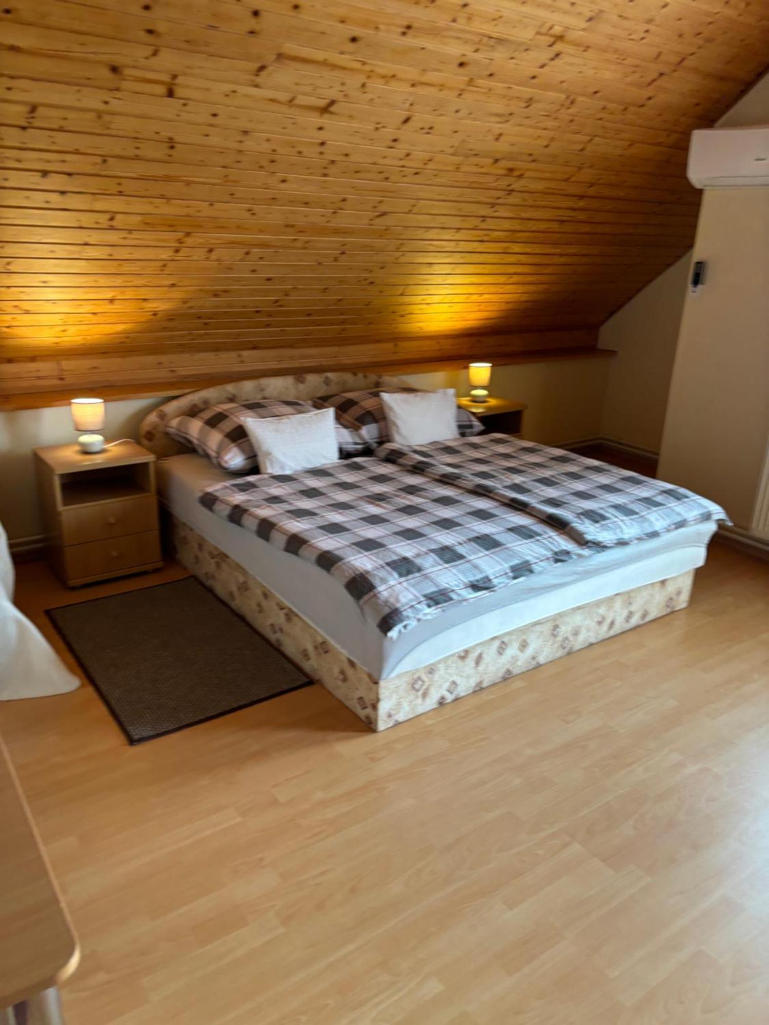 Afamado Apartman Fisli Hévíz Exterior foto